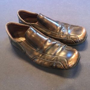 Steve madden distressed leather slip-on